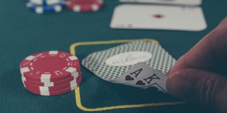 Bóng chuyền và Esports trong bản sắc tt8